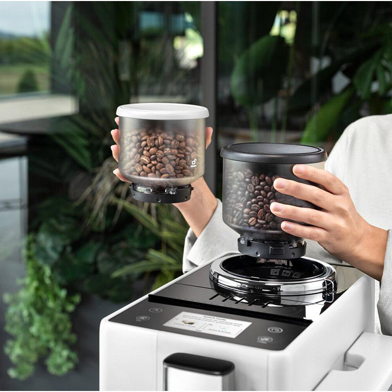 Кофемашина автоматическая DeLonghi EXAM440.55.W Rivelia Perfetto белый
