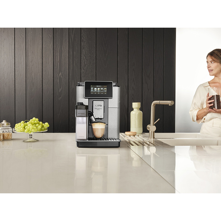 Кофемашина автоматическая DeLonghi PrimaDonna Soul ECAM610.55.SB