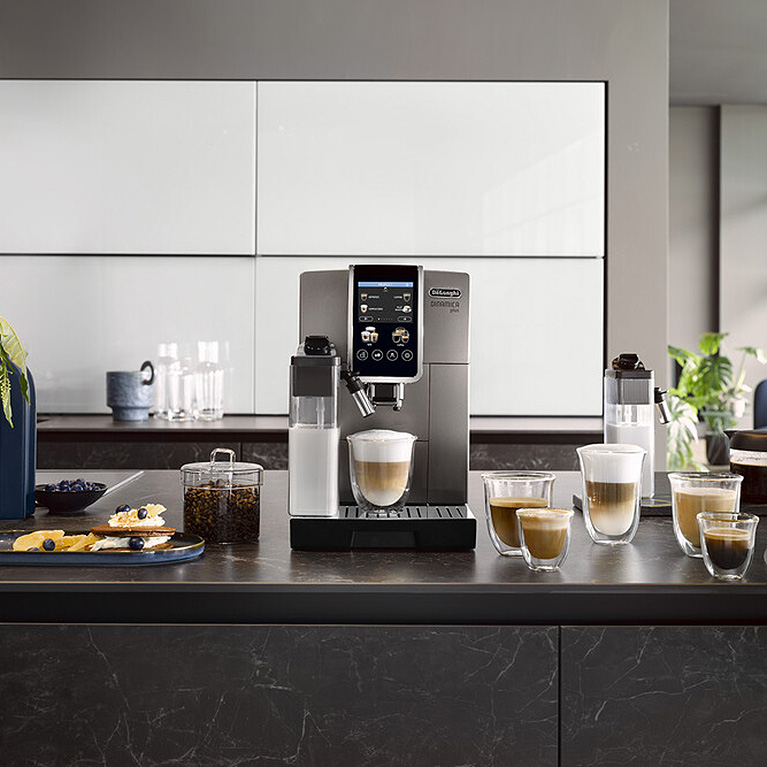 Кофемашина автоматическая DeLonghi ECAM380.95.TB Dinamica Plus титановый